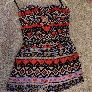 BEBE Romper